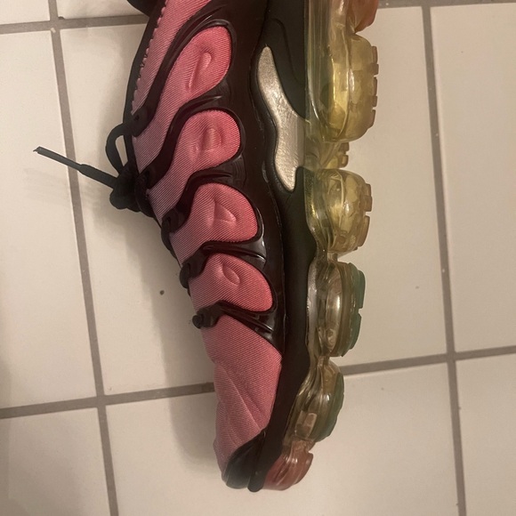 Nike sneakers - Picture 7 of 7